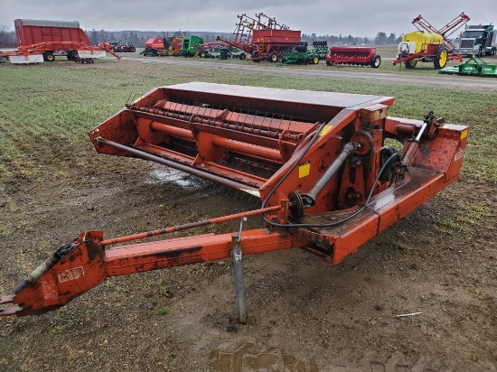 Hesston Model 1091 Pull Type Mower Conditioner