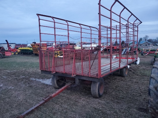 H&S 9X18 Bale Throw Rack With International 8 Ton Gear
