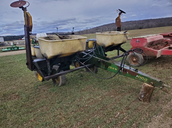 John Deere 7000 Conservation 4X30 Planter