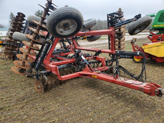 Case IH 330 24' True Tandem Vertical Till Disk With Rear Crumbler