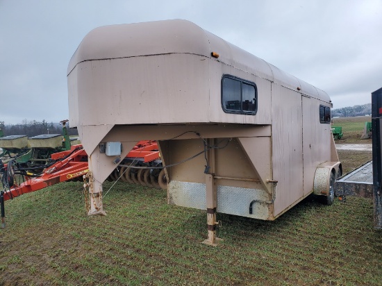 2001 Valley 14'  2 Stall Horse Trailer