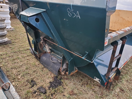 Cenweld 10' Salt Body With Conveyor, Spinner & Hoist