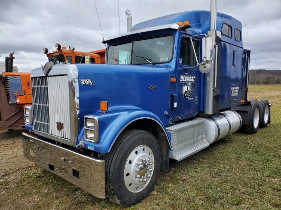 1997 International 9300 Sleeper Road Tractor