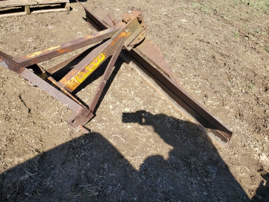 Grove Model 700  7'  3 Point Hitch Rear Blade