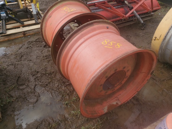 21" X 32" 10 Bolt Gleaner Combine Wheels