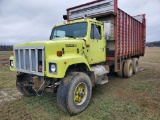 1987 International 2574 Tandem Axle Truck With H&S 18' Rear Unload Wide Body Silage Box