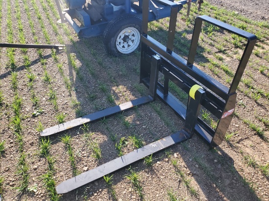 New Kivel Skidsteer 4200 Lb. 48" Pallet Forks With Back Stop