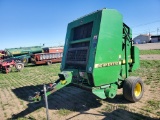 John Deere 466 Silage Special Round Baler With Wide Pickup