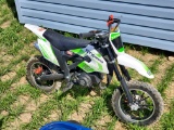 New SYX 50cc  Youth Dirt Bike. NO TITLE