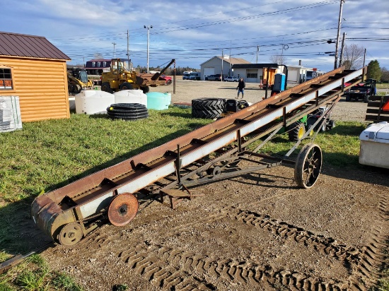 20" X 25' Transport Hay & Grain Elevator