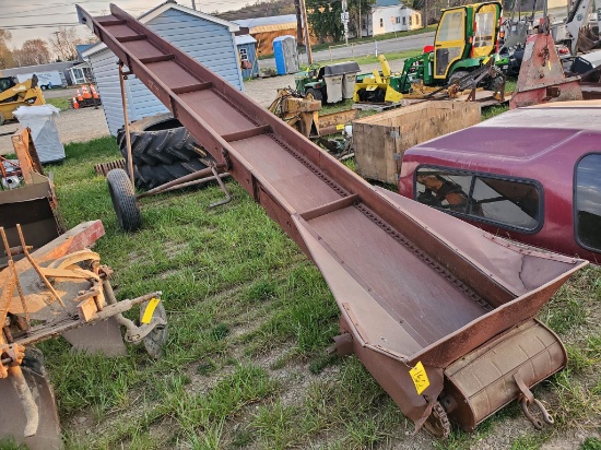 Cross 30' Hay & Grain Elevator Less Motor