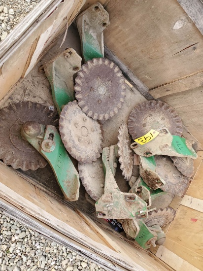 (9) John Deere 1700 Series Unit Mounted No Till Coulters