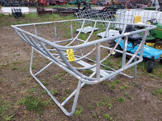 Tarter 6' X 6-1/2 Round Bale Feeder