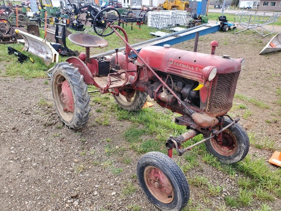 Farmall Cub Tractor, Wide Front End, Runs, Drives