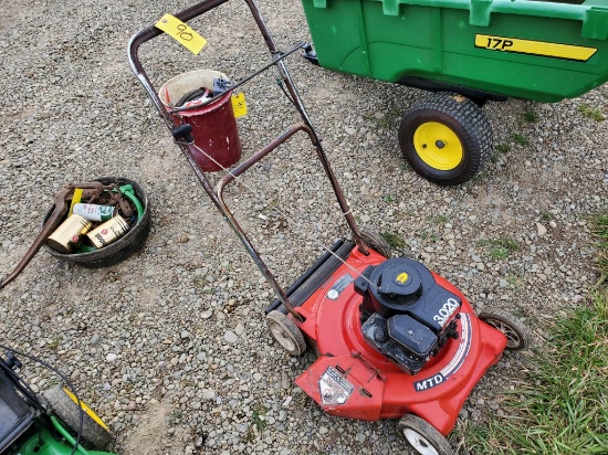 MTD 20" Push Mower, Runs And Operates