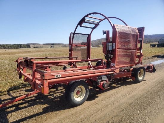 H&S LW-2 Inline Round Bale Wrapper