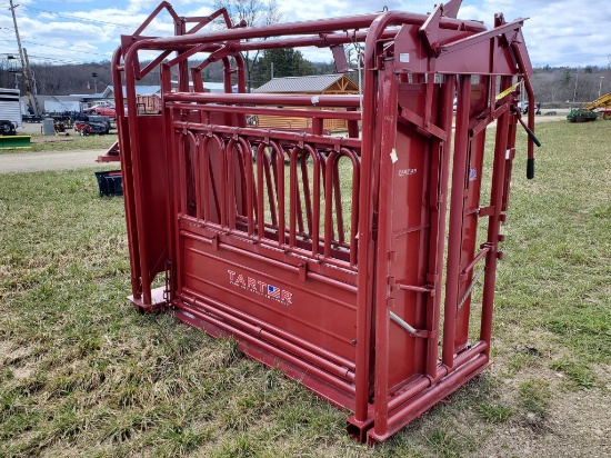 Tartar Cattlemaster Series 6 Cattle Squeeze Chute