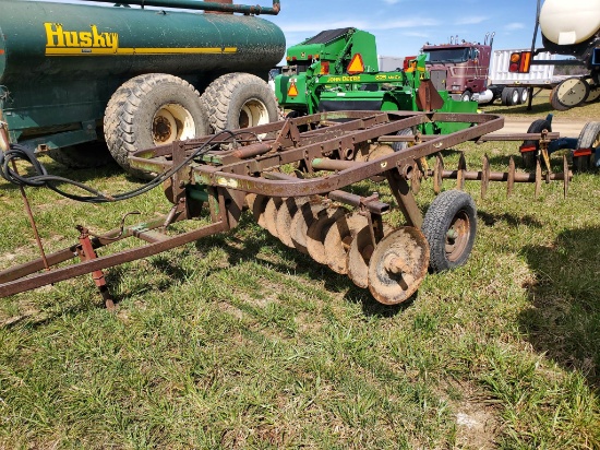 John Deere 110  12' Transport Disk With Cylinder