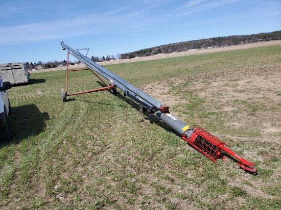 Hutchinson 8 X 52 Transport Auger, Pto Drive