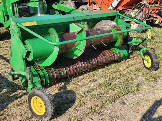 John Deere 7' Hay Pickup Off 3955 Chopper