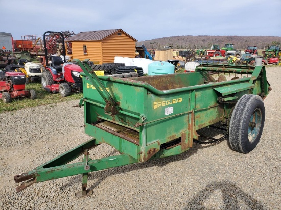 Pequea Model 110 Ground Drive Manure Spreader