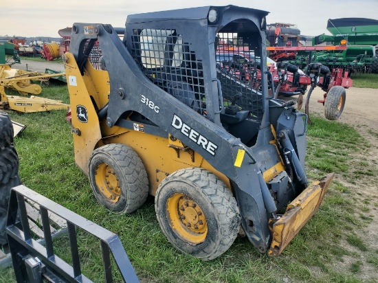 John Deere 318G Skid Steer Loader