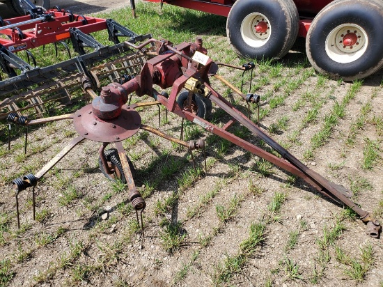 Fahr 2 Rotor Hay Tedder