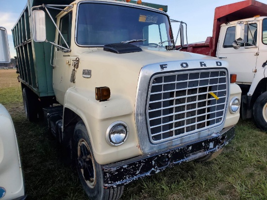 1976 Ford 7000 Single Axle Truck