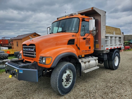 2004 Mack CV712 Granite Single Axle Dump Truck