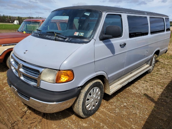 2002 Dodge 1500 Extended Passenger Van