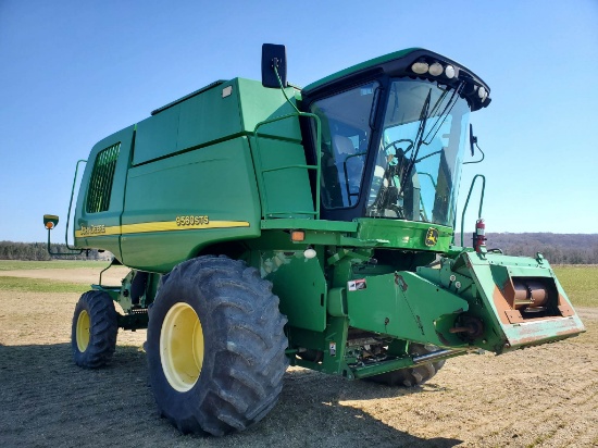 2006 John Deere 9560 STS Combine