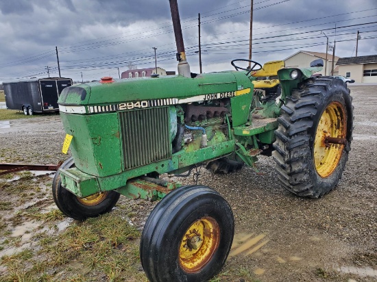 John Deere 2940 2WD Open Station Tractor