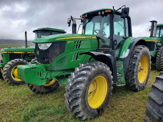 John Deere 6150M Tractor Shows 19,987 Hours
