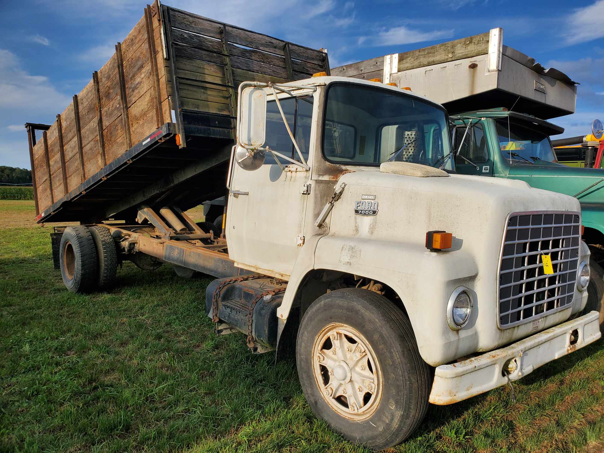 1984 Ford 7000 Single Axle Truck with 3208 CAT | Proxibid