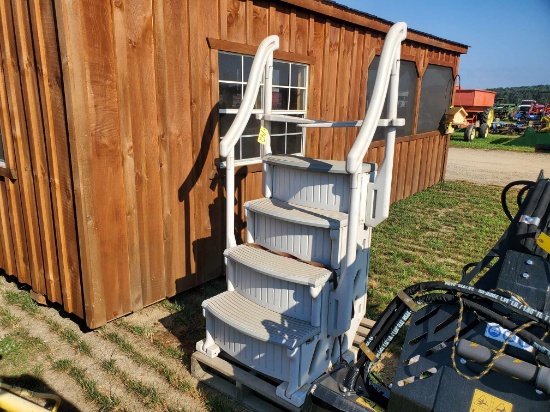 Swimming Pool Steps