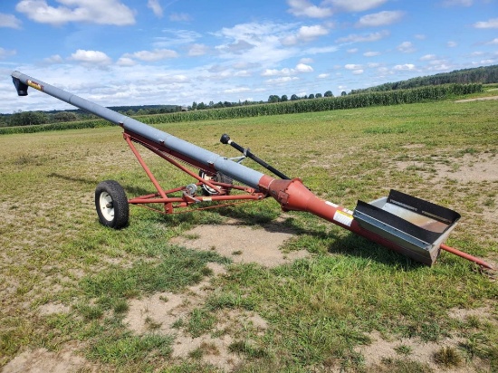 Hutchinson Mayrath 8X31 PTO Drive Mid Drive Transport Auger