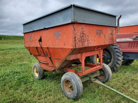 Ficklin 231 Gravity Box With John Deere Gear