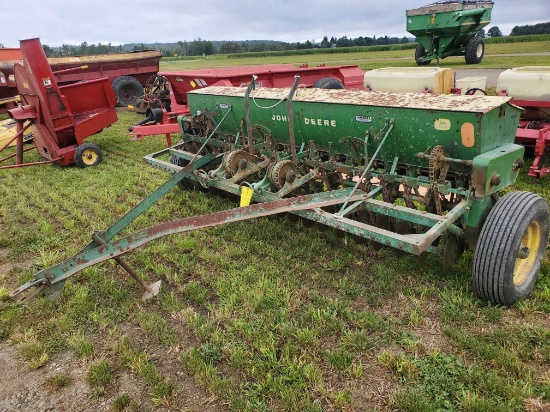 John Deere FBB 17 Run Grain Drill With 7" Spacing