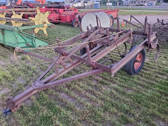 9 Shank Pull Type Chisel Plow