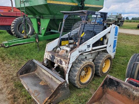 Bobcat 743 Skid Steer Loader with 60" Bucket