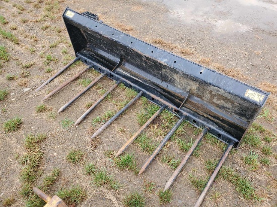 Cat 72" Skid Steer Tine Bucket