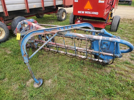 Ferguson Model DE0-20 Parallel Bar Hay Rake