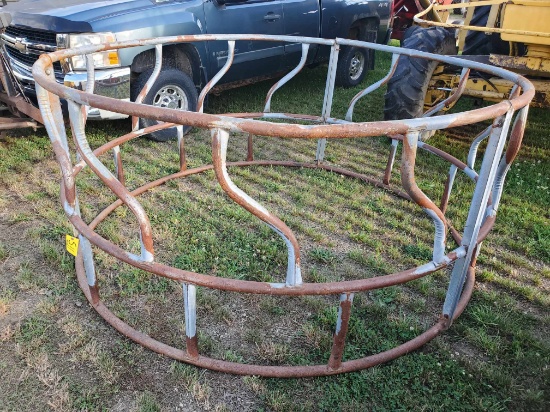 Used 8' Round Bale Feeder