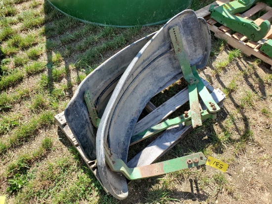 Pair Of Front Fenders Off John Deere 4650 Tractor