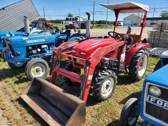 2005 Farm Pro 4WD Tractor With 275 Hours