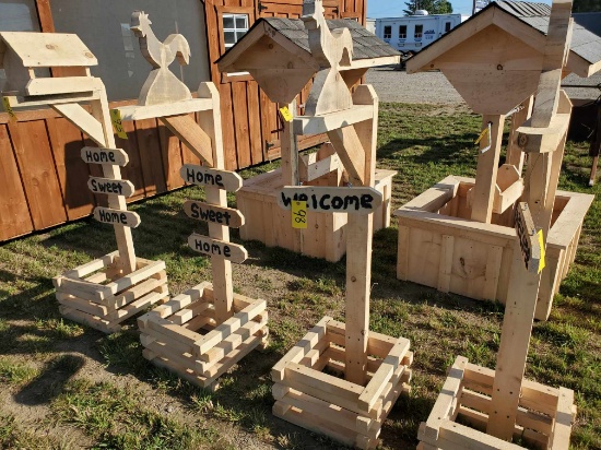 Amish Made Rooster/Flower Planter
