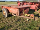 New Holland 213 Manure Spreader