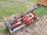 International 1300  9' Three Point Hitch Sickle Bar Mower