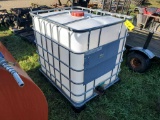 250 Gallon Tote (Previously Had Fertilizer In It)
