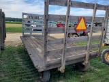 18' Wooden Feeder Wagon With Gear